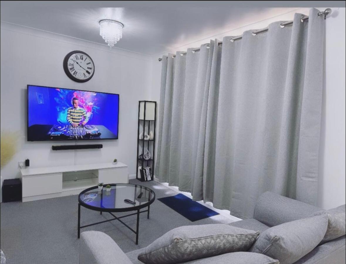 Raflowhomeslondon Appartement *